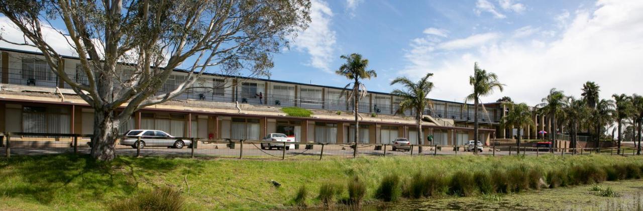 Rivers Apartments Motel Sale Gippsland Exterior foto